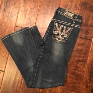 Girls Grace in LA jeans.